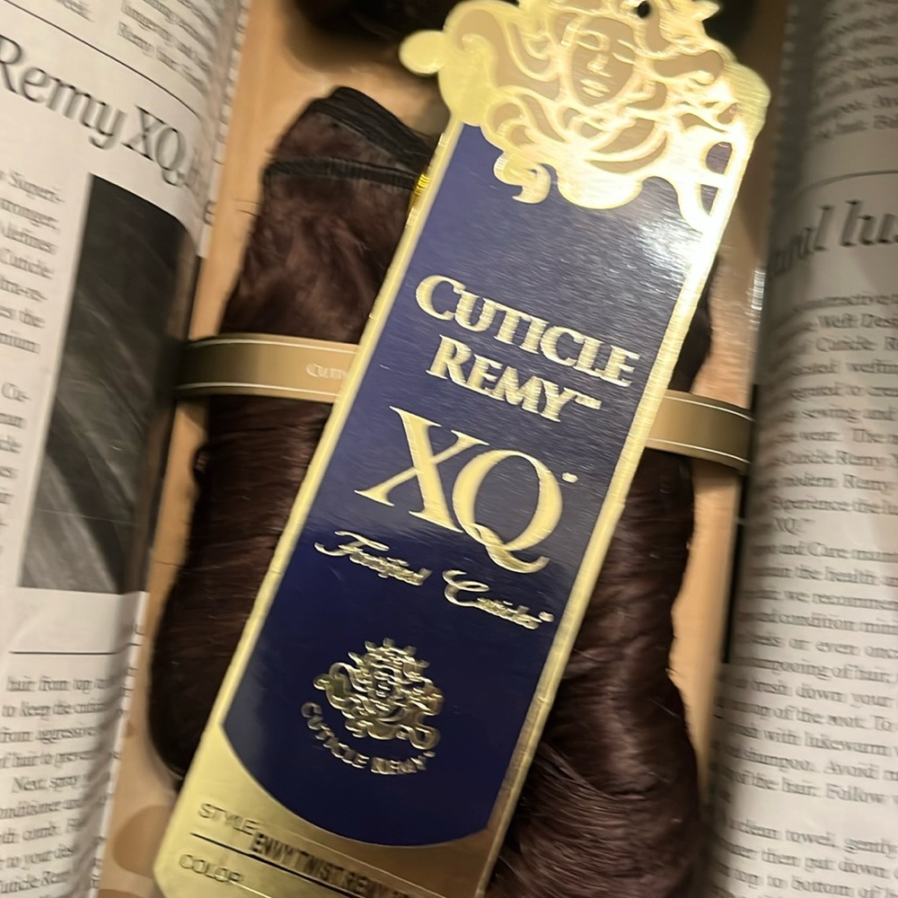 XQ Cuticle Remy Hair Extensions - Picture 2 of 4